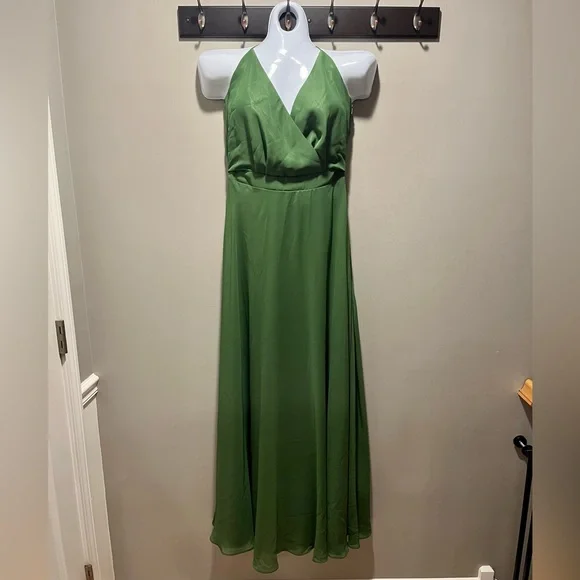 Sage Green Gown - Medium - NWOT - Picture 4 of 5